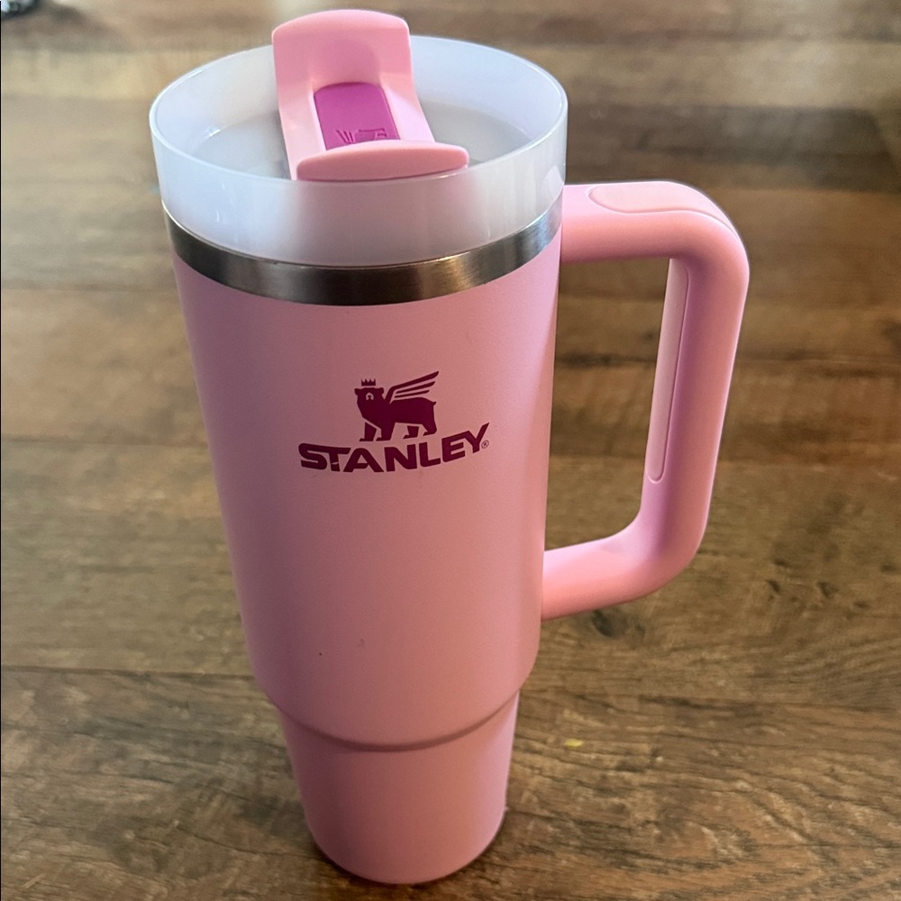 30 oz Cherry Blossom Stanley Cup - Picture 1 of 1